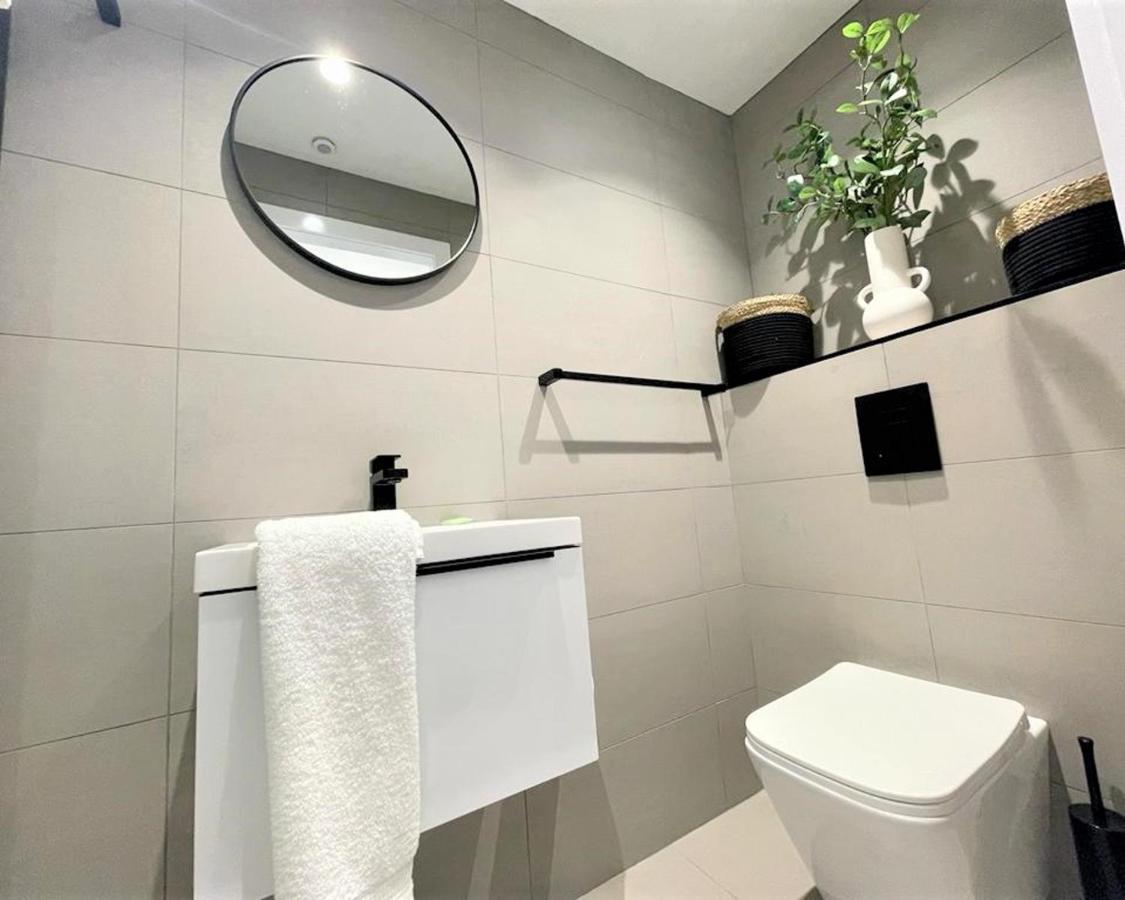 Appartement Luxury Reno'd 1 Bed Nr Bruntsfield & The Meadows EDI